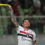 Luciano vira herói do São Paulo em classificação na Copa do Brasil. (Foto: Twitter do São Paulo)