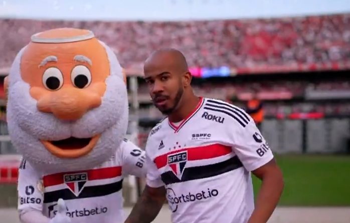 Patrick pode ser uma das novidades do São Paulo para o meio de semana. (Foto: Twitter do São Paulo)