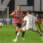 Rafinha pode ser zagueiro pela direita no São Paulo contra o Flamengo. (Foto: Twitter do São Paulo)