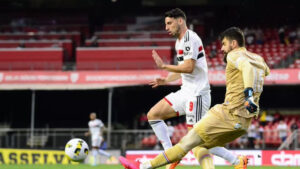 São Paulo sofre nova derrota no Brasileirão. (Foto: Twitter do São Paulo)