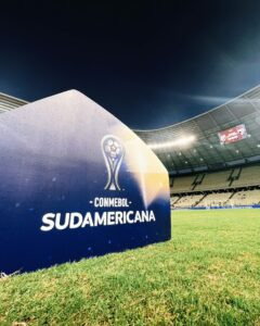 São Paulo disputa decisão contra Ceará pela Copa Sul-Americana. (Foto: Twitter do São Paulo)