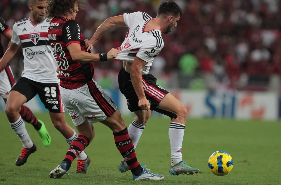 Calleri está na seca de gols do São Paulo. (Foto: Twitter do São Paulo)