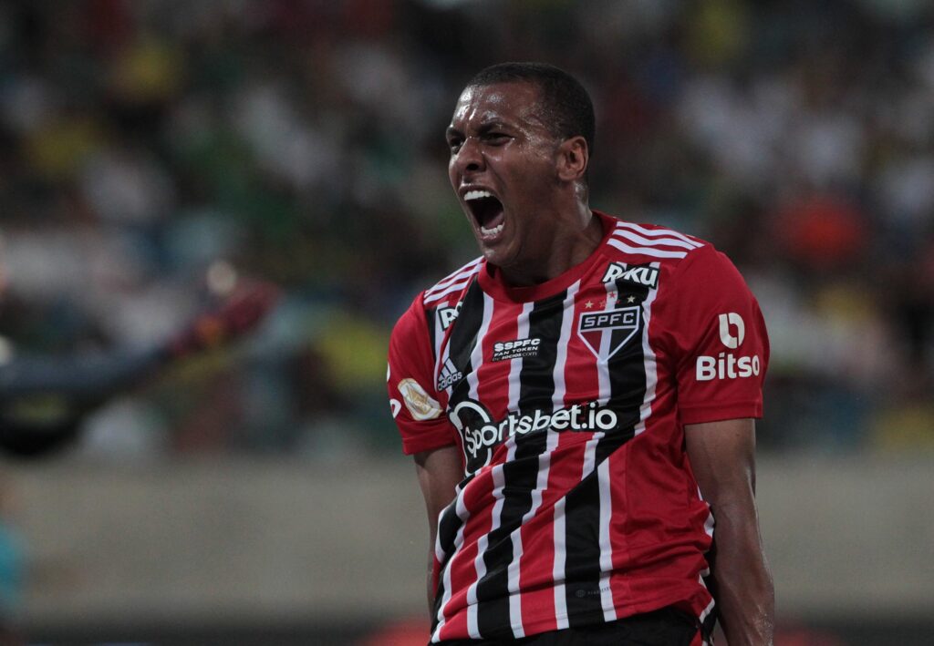 Luizão saiu após não renovar seu contrato com São Paulo. (Foto: Twitter do São Paulo)