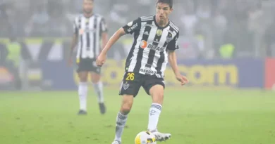 Nacho Fernández é vaiado pela torcida do Galo e aumenta rumor de chegada no São Paulo. (Foto: Twitter do Galo)