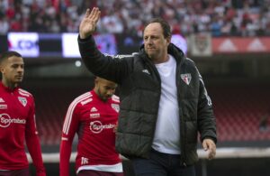 Rogério Ceni diz que abre mão de multa se São Paulo decidir demiti-lo. (Foto: Twitter do São Paulo)