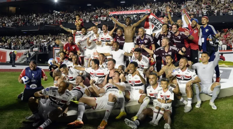 São Paulo vai disputar final da Sul-Americana na Argentina. (Foto: Marcos Ribolli)