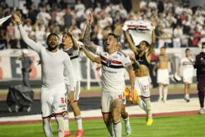 São Paulo vai jogar decisão da Copa Sul-Americana em 2022. (Foto: Twitter do São Paulo)