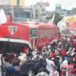 São Paulo tem apoio maciço do torcedor antes da final da Sul-Americana. (Foto: Twitter do São Paulo)