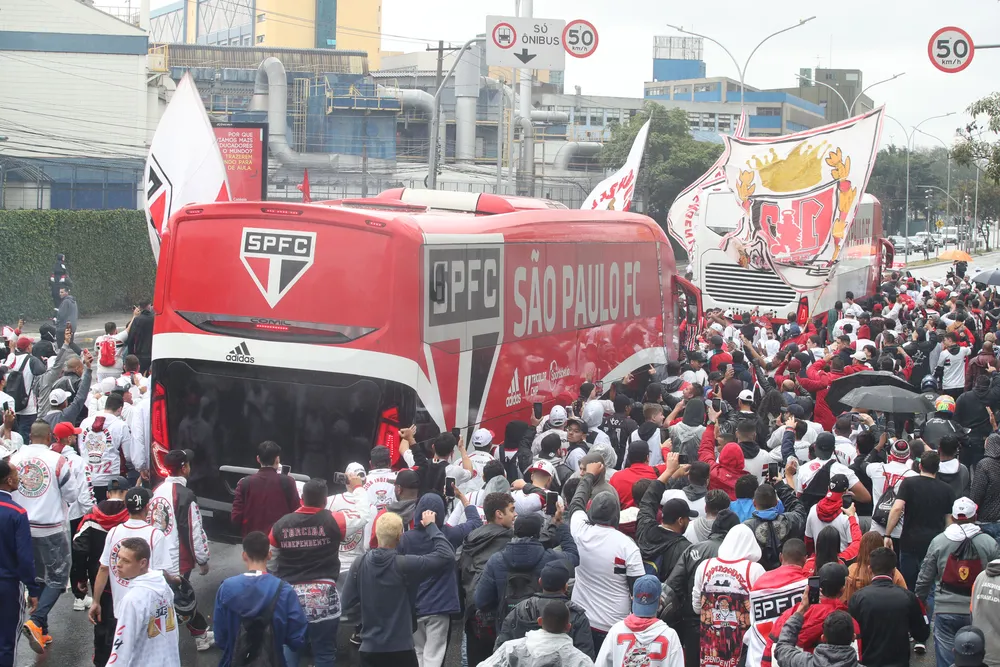 São Paulo tem apoio maciço do torcedor antes da final da Sul-Americana. (Foto: Twitter do São Paulo)