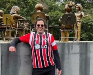 Casagrande disse que São Paulo é o time do povo. (Foto: Instagram do Casagrande)