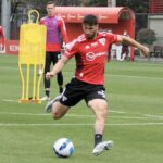 Calleri está pronto para ajudar São Paulo a voltar a decidir uma competição internacional. (Foto: Twitter do São Paulo)