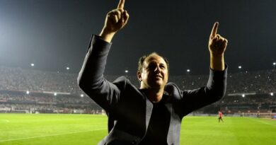 Rogério Ceni é técnico do São Paulo em 2022. (Foto: Marcos Ribolli/ge)