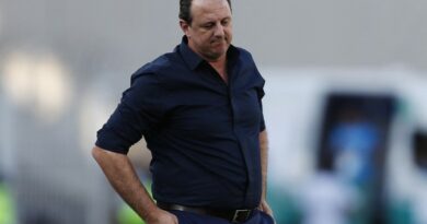 Rogério Ceni segue como técnico do São Paulo em 2023. (Foto: Twitter do São Paulo)