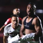 Luan decide jogo para São Paulo e volta a ser importante para o grupo. (Foto: Twitter do São Paulo)