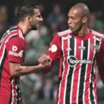 Miranda tem contrato com o São Paulo até final do ano. (Foto: Twitter do São Paulo)