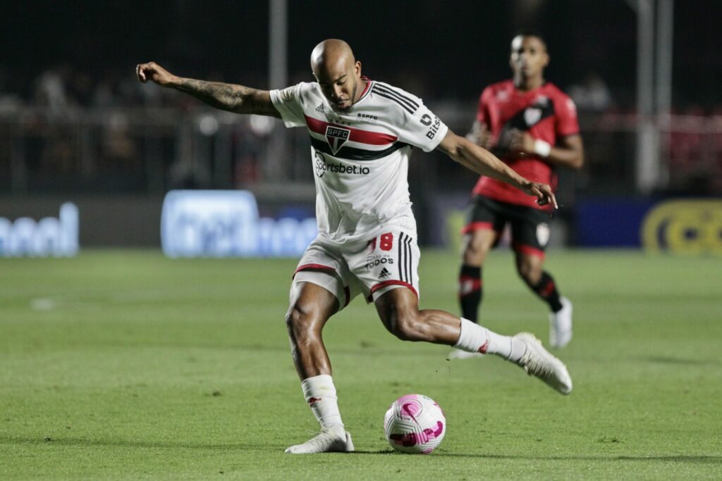 São Paulo segue vivo na disputa por uma vaga na Copa Libertadores. (Foto: Twitter do São Paulo)