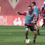 Rafinha defende grupo do São Paulo. (Foto: Twitter do São Paulo)