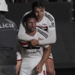 Ferraresi faz ótimo jogo e quer ficar no São Paulo em 2023. (Foto: Twitter do São Paulo)