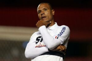 Luís Fabiano fez história com a camisa Tricolor (Foto: Reprodução)