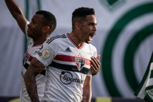 Sâo Paulo goleia Goiás, mas não conquista vaga na Libertadores. (Foto: Isabela Azine/ Agif/Gazeta Press)
