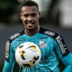 São Paulo segue atrás de John, goleiro do Santos. (Foto: Twitter do Santos)