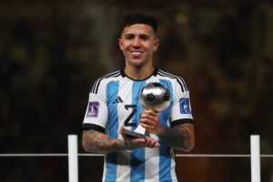 São Paulo recebeu indicação para contratar Enzo, mas achou caro demais. (Foto: Twitter da Argentina)