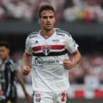Igor Gomes acerta com o Galo e negocia com São Paulo saída antecipada. (Foto: Twitter do São Paulo)