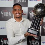 Luciano pode assumir a 10 do São Paulo em 2023. (Foto: Twitter do São Paulo)