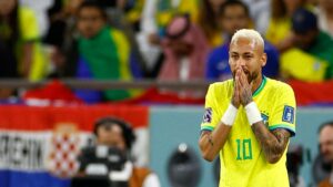Neymar faz golaço, mas Brasil perde nos pênaltis da Croácia e está fora da Copa do Mundo. (Foto: Twitter da FIFA - São Paulo)