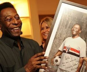 São Paulo presta homenagem ao Rei Pelé. (Foto: Reprodução/Twitter)