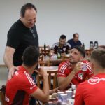 Rogério Ceni não conta com medalhão para o São Paulo em 2023. (Foto: Twitter do São Paulo)