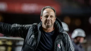 Ídolo do São Paulo, Rogério Ceni deve ser anunciado pelo Athletico-PR. (Foto: Twitter do São Paulo)