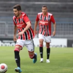 São Paulo tem camisa 10 engatilhado para ser usado por Rogério Ceni. (Foto: Twitter do São Paulo)
