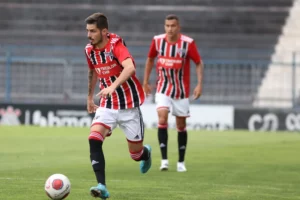 São Paulo tem camisa 10 engatilhado para ser usado por Rogério Ceni. (Foto: Twitter do São Paulo)