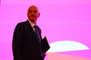 Presidente da FIFA fala sobre novo Mundial de Clubes. (Foto: Twitter da FIFA)