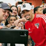 Luciano é mantido como camisa 10 do São Paulo. (Foto: Twitter do São Paulo)
