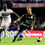 Orejuela foi um dos piores jogadores do São Paulo no Majestoso. (Foto: Marcos Ribolli/ge)