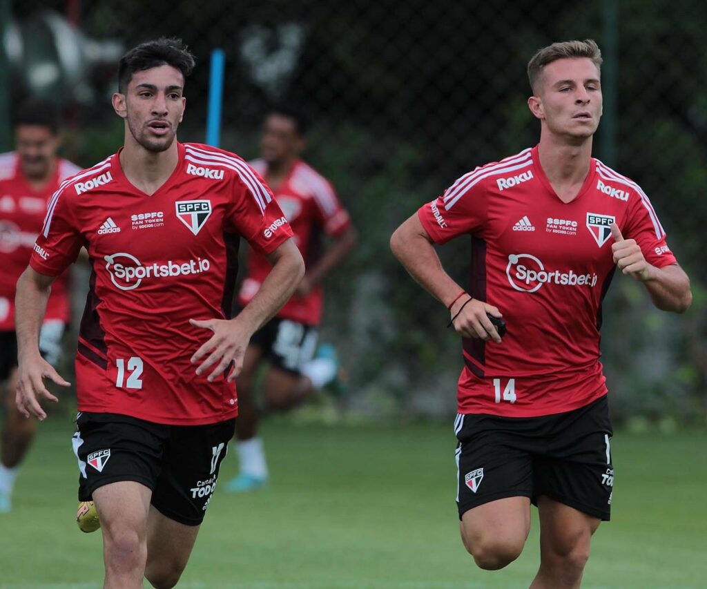 Pedrinho é grande destaque em treinamentos do São Paulo na pré-temporada. (Foto: Twitter do São Paulo)