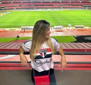 Namorada de Pedrinho gera climão no São Paulio. (Foto: Reprodução/Instagram)