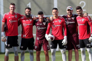 São Paulo tem três goleiros para temporada 2023. (Foto: Twitter do São Paulo)