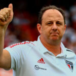 Rogério Ceni fez pedido especial para chegada de atacante que pode jogar como lateral no São Paulo. (Foto: Twitter do São Paulo)
