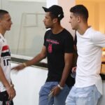 Foto: Rubens Chiri/São Paulo - Jovem atuou ao lado do atacante do Manchester United.
