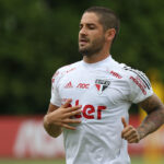 Foto: Rubens Chiri/São Paulo - Pato pode confirmar sua volta ao Brasil.