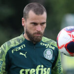 Foto: Cesar Greco/Palmeiras - Alvo do São Paulo foi contratado pelo Santos no lugar de Lucas Lima.