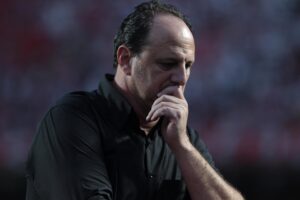 Rogério Ceni deixou o Sâo Paulo em abril. (Foto: Rubens Chiri/São Paulo)