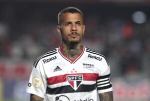 Fotos: Rubens Chiri/São Paulo - Diego Costa era titular antes de necessitar de uma cirurgia no joelho.