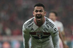 Foto: Rubens Chiri/São Paulo - Luciano chamou a atenção após a vitória do Tricolor.