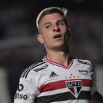 Foto: Rubens Chiri/São Paulo - Galoppo está se recuperando da cirurgia fora do Brasil, longe do CT do São Paulo.