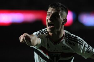 Foto: Rubens Chiri/São Paulo - Torcida cobra que Ceni dê mais chances para 3 jogadores.