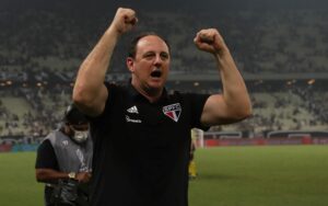 Foto: Rubens Chiri/São Paulo - Notícia vai animar o ex-goleiro e toda sua comissão técnica.